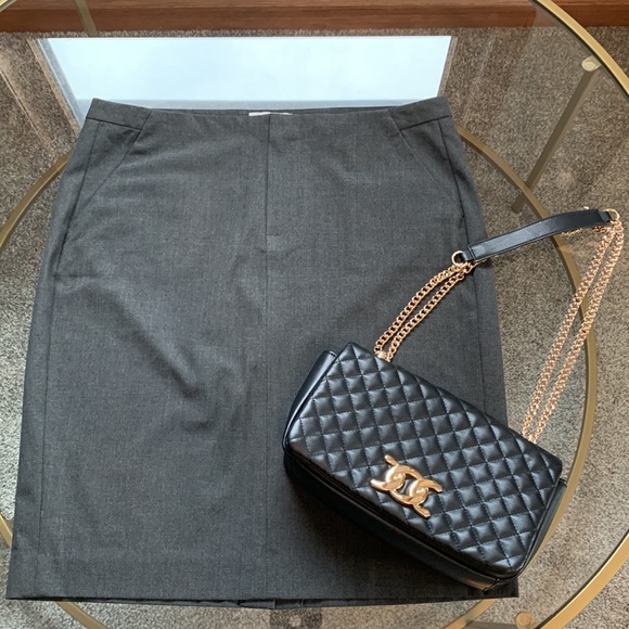 GAP Dresses & Skirts - Classic GAP Skirt